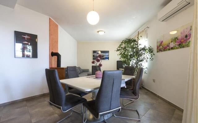 Apartment Carmen