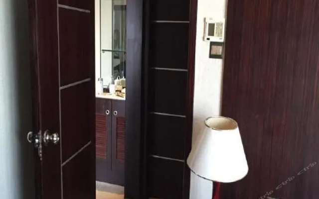 Rich Hotel