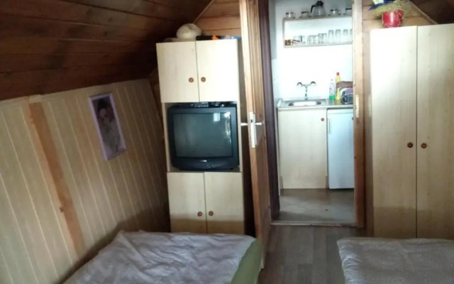 Karos Centrál Apartmanház