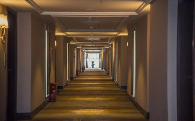Wyndham Garden Wuhan West