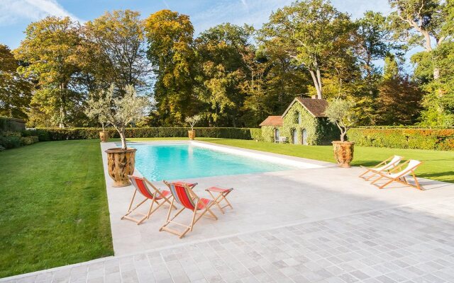 Château Des Grotteaux