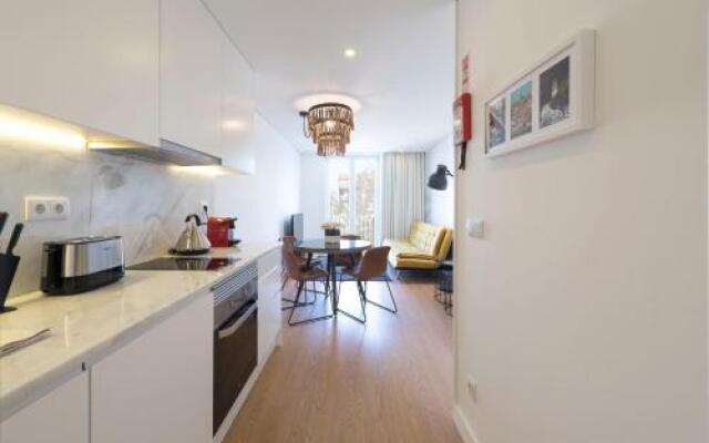 Lovelystay - Central Flat W/ Ac And Balcony