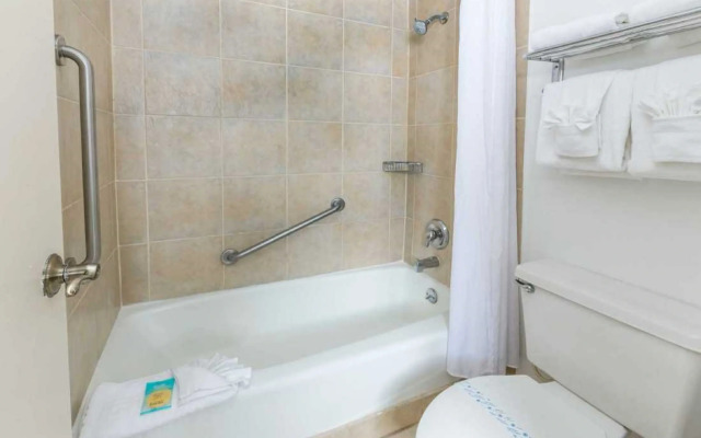 Flamingo Express Hotel