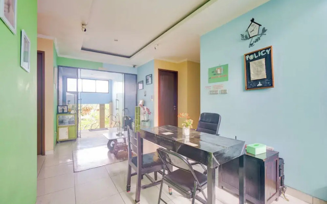 Hotel O Tebet Near Tebet Station Formerly Sabda Guest House