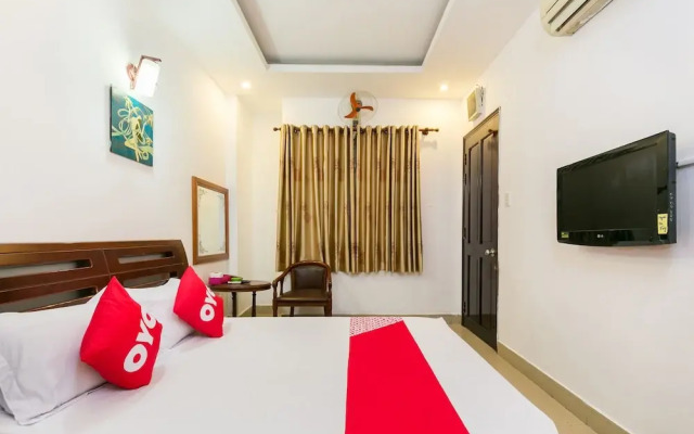 OYO 631 Long Phụng Hoàng Hotel