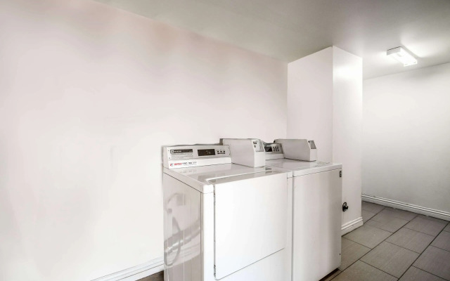 Travelodge Inn & Suites by Wyndham Bell Los Angeles Area