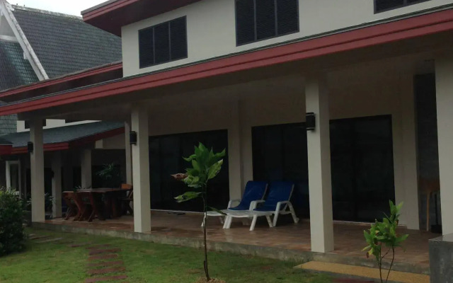 Naya Pool Villa