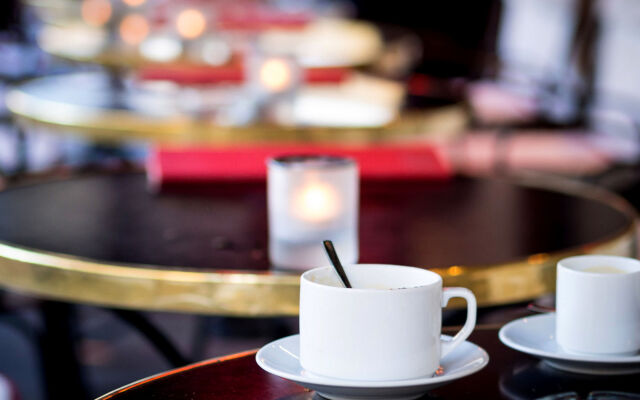 White Lanterns Motel