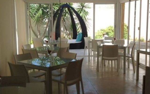 Posada Libert Hotel