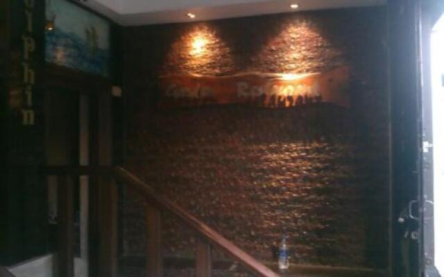 Dolphin Hotel