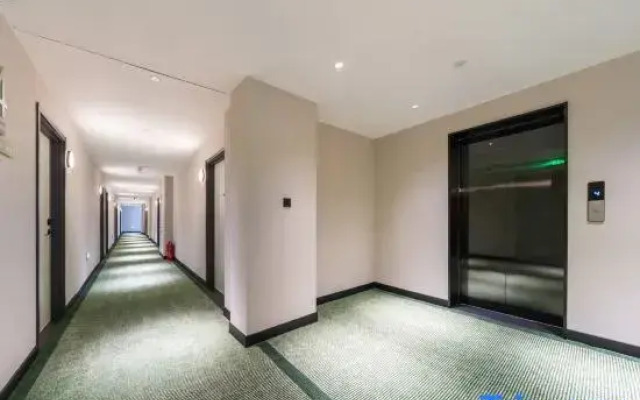 Hi Inn (Xinzhou Yuanping Central Times Plaza)