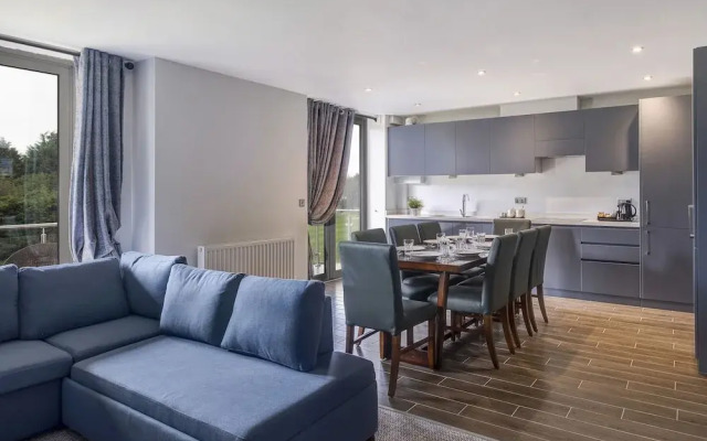 Cotswold Club Apartment Hazel 2
