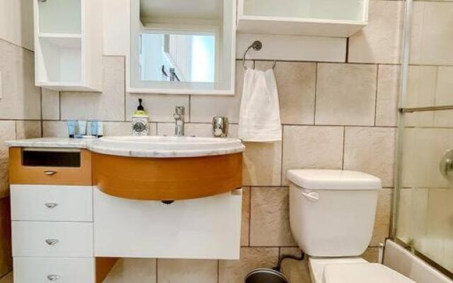 Supreme 2BD/3BA Condo - Los Angeles