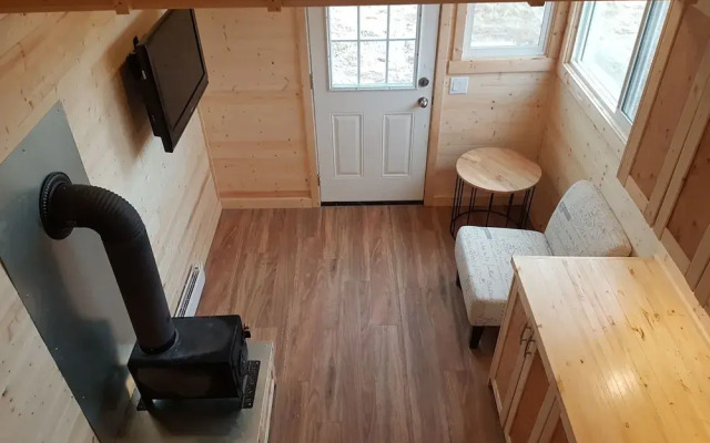 Secluded Tiny Home Fairmont