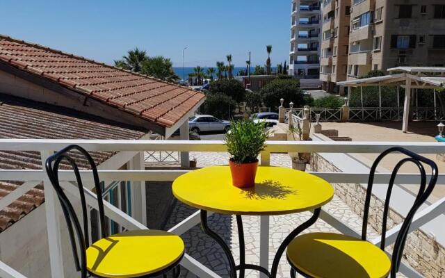 ZORBAS Sea View No 4