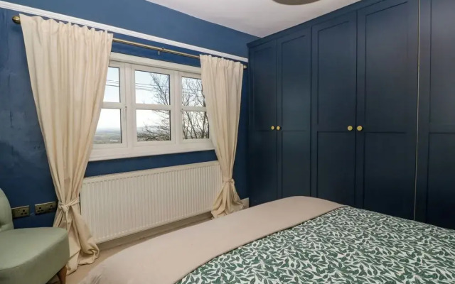 Holly Cottage