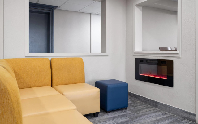 Baymont by Wyndham Davenport