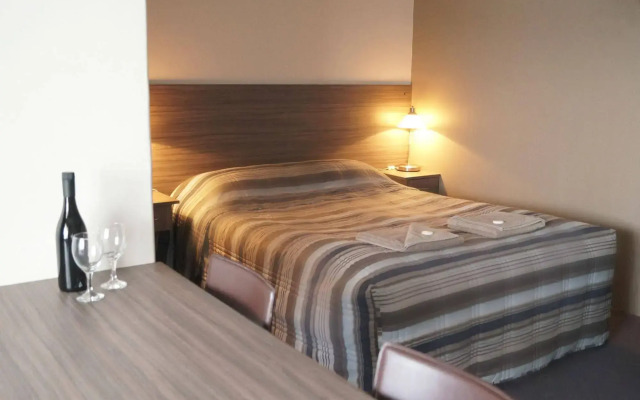 Motel River Bend