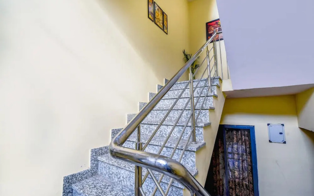 Fabhotel Golden Manor Inn