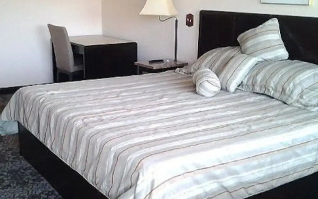 Value Inn McKenzie