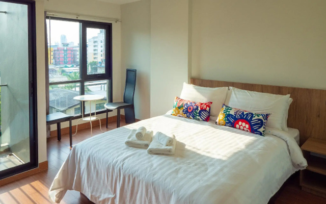 Casa Luxe Hotel and Resident