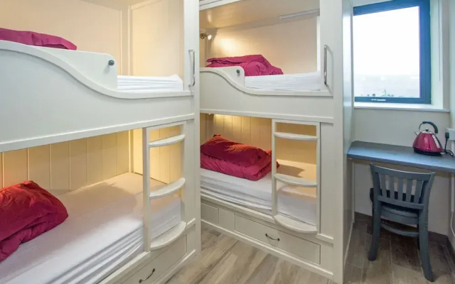 Canolfan Y Fron - Hostel