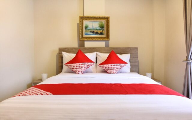 OYO 130 MBC Residence