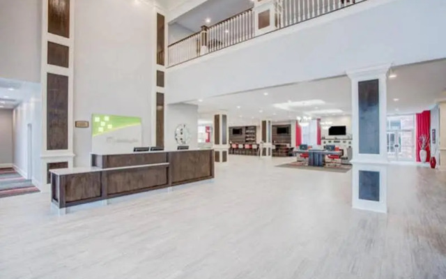 Holiday Inn Hotel & Suites Lafayette North