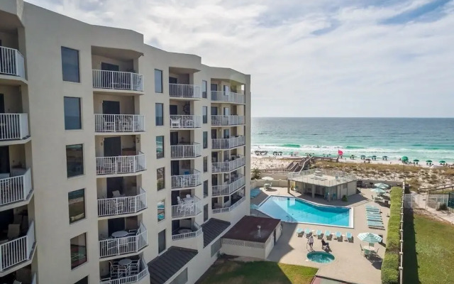 Inlet Reef 312 2 Bedroom Condo by RedAwning