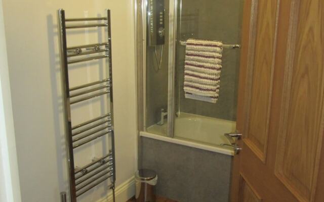 Fern Lee Guest House