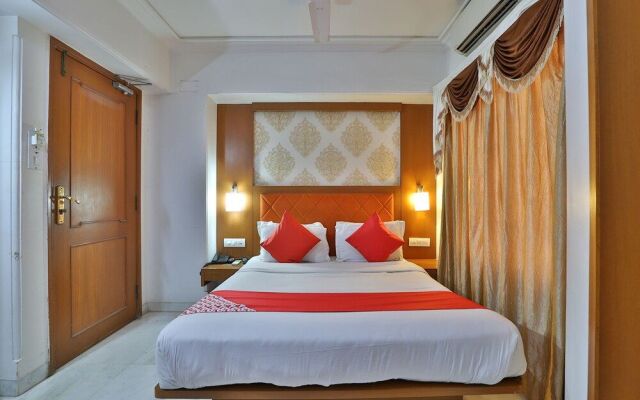 OYO 43699 Hotel Aditi