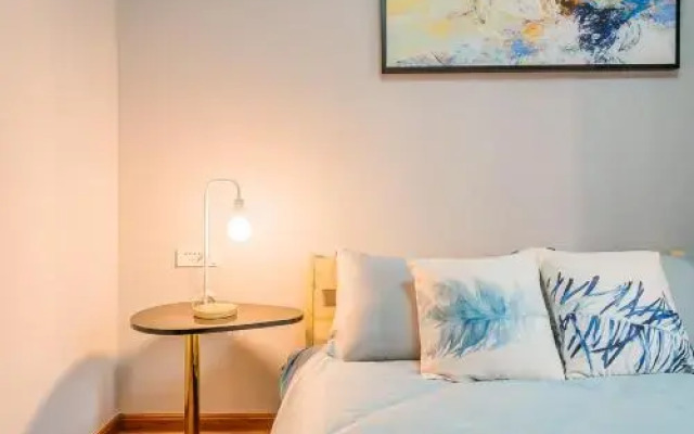 Xi'an Yanta·Zhangba North Road· Locals Apartment 00130800