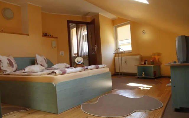 Casa Doma'r - Alina