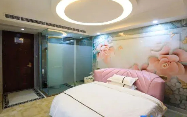 Longquan Wednesday Express Hotel