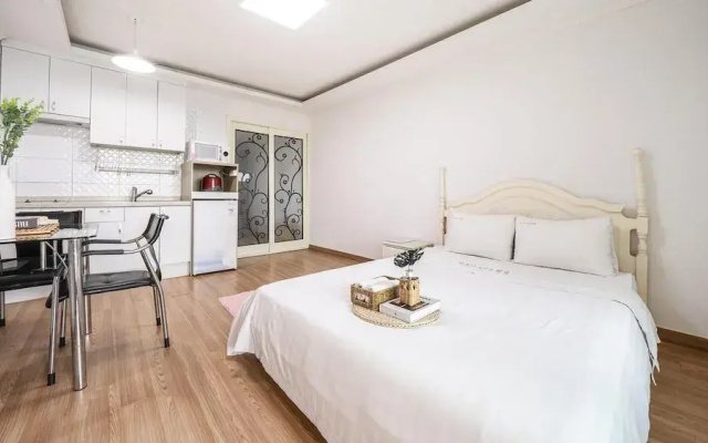 Ganghwa Nakjogaboineun spa Pension