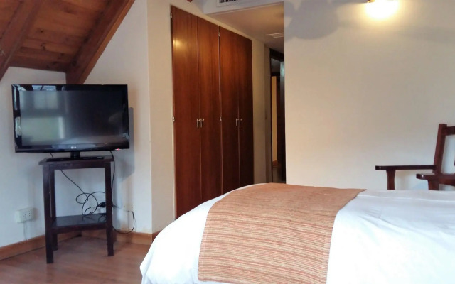 Le Chatelet Hotel