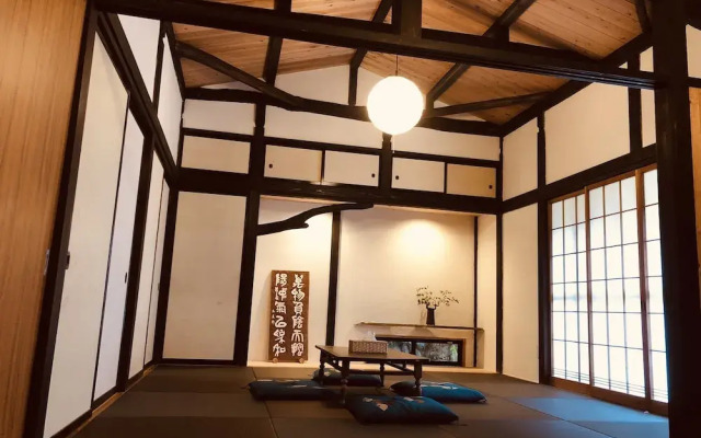 Guesthouse Voketto - Hostel