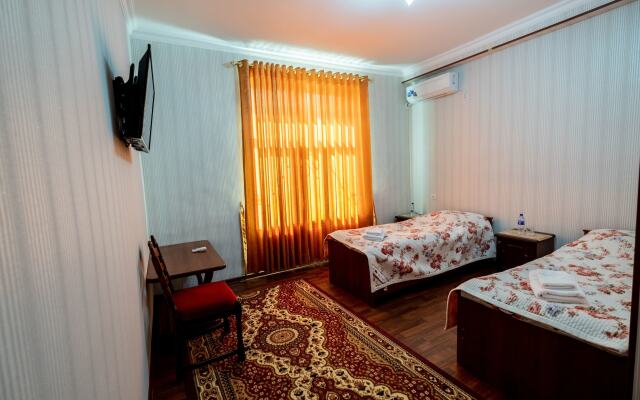 Hotel Ishonch