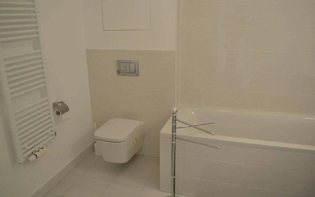 Panorama Apartment with Free Parking