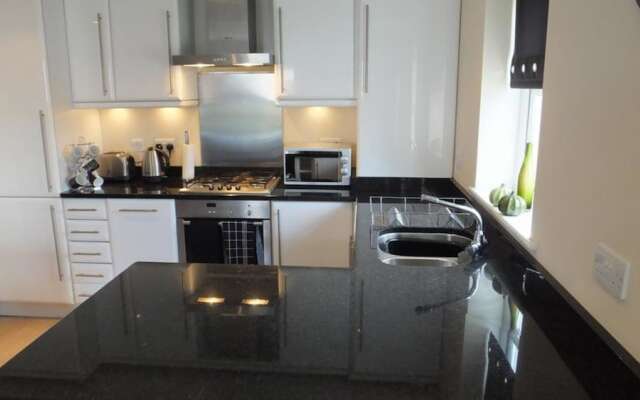 Park Place Court 3 Plas Bach