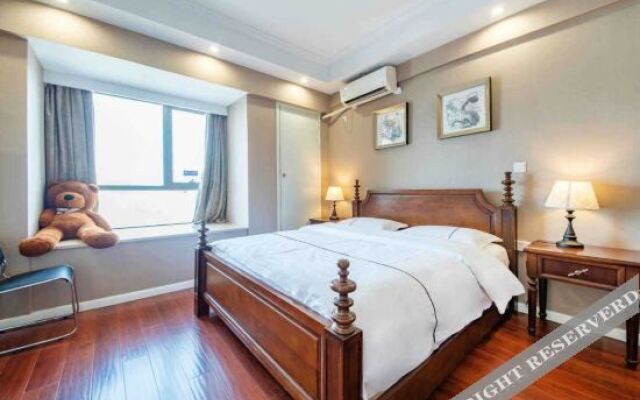 128 Sunshine Apartment Wuchang train station