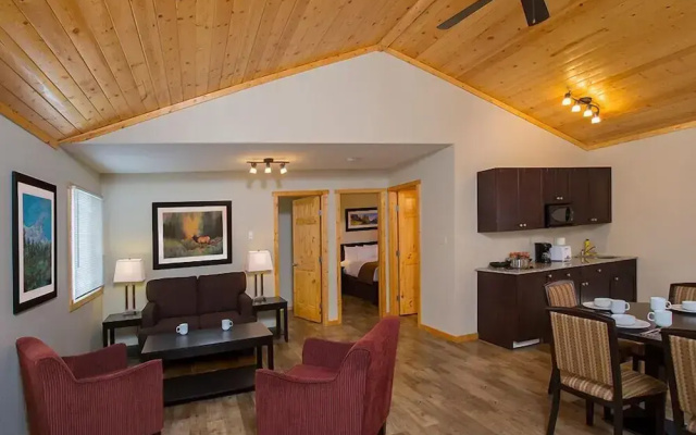 Jasper East Cabins