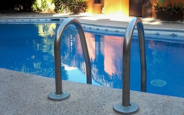 Casa Las Olas Boutique & Beach Club
