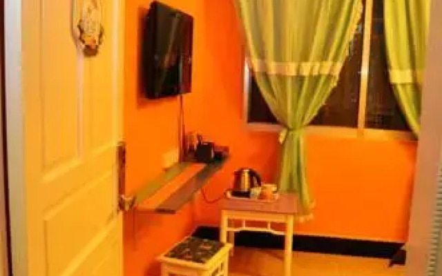 Yangshuo Sloth Coffee Guesthouse