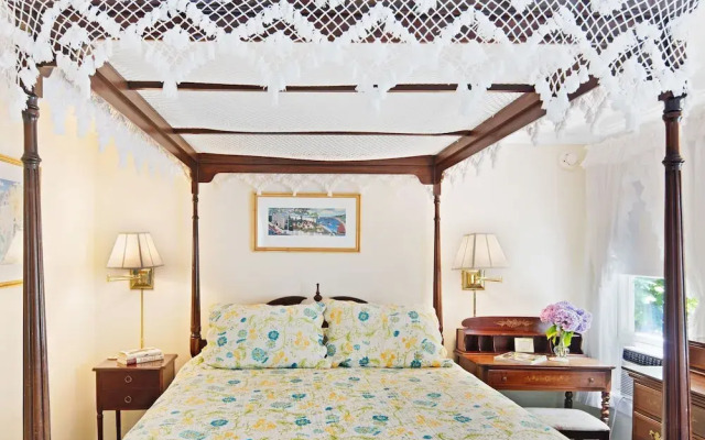 The Lightkeepers Inn