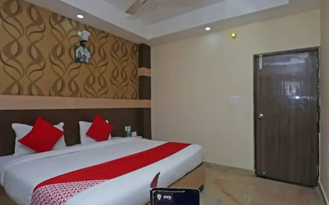 Hotel Crystal Inn
