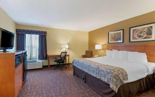 Best Western Louisville East Inn & Suites