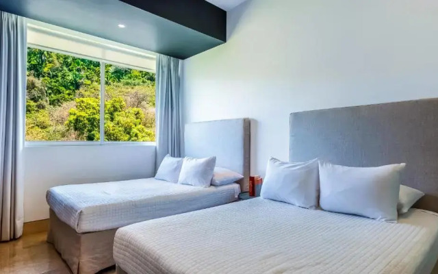 Avalon 907 Modern, Spacious / 9th F Private Pool