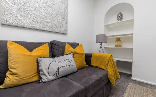 Lark Rise Apartments