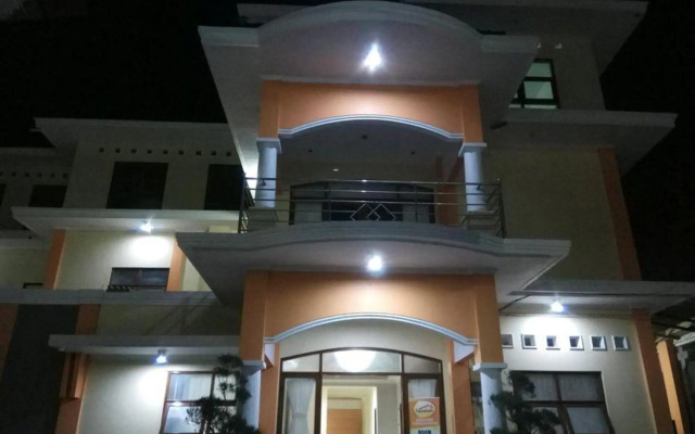 RedDoorz Syariah @ Jalan Simpang Gajayana